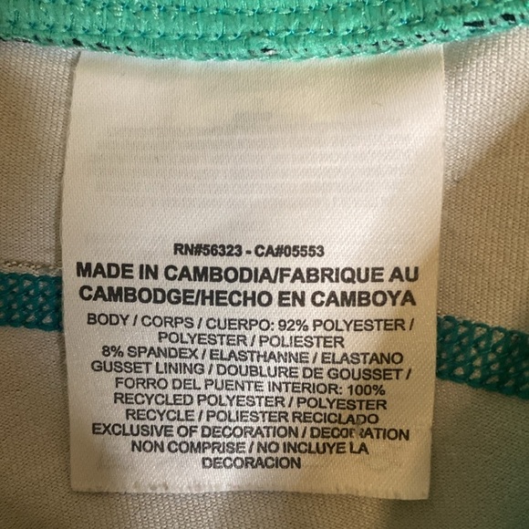 Nike Dri Fit Leggings Back zip pocket - Picture 6 of 10